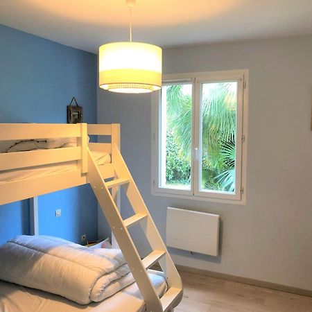 Vila Agreable Maison Ensoleillee Avec Jardin Arbore Le Château-dʼOléron Exteriér fotografie